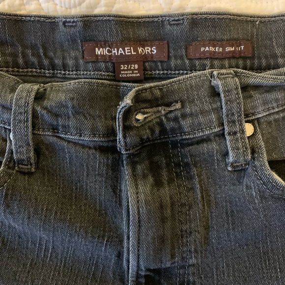 MICHAEL KORS MENS
Parker Slim-Fit Jeans - Picture 6 of 7